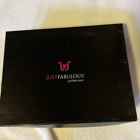 Size 11 pewter glitter peep toe platform 5” heel Brand New In Box 1” platform - Picture 2 of 10